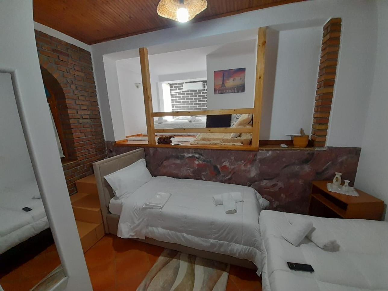 Hotel Boutique Buzi Берат Экстерьер фото
